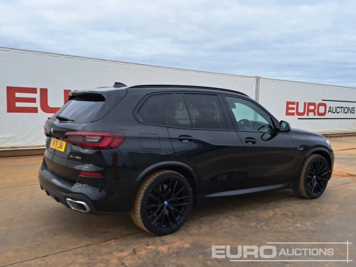 2022 BMW X5 45E M-Sport - Image 3