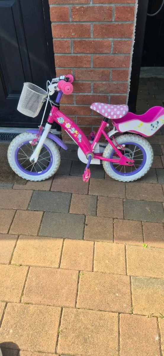 Child's bike - Image 1