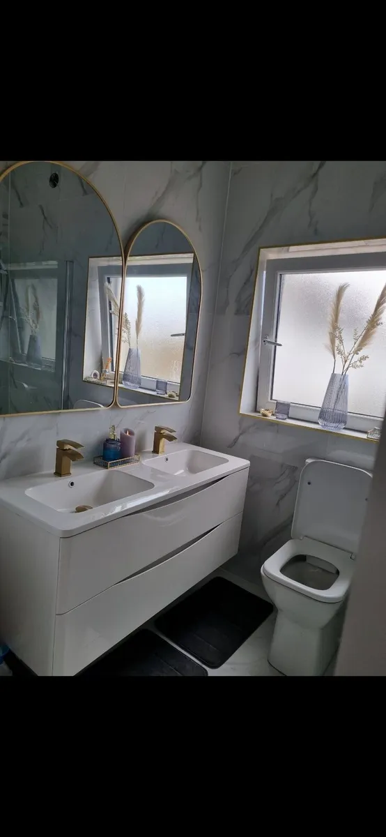 Bathroom sink unit