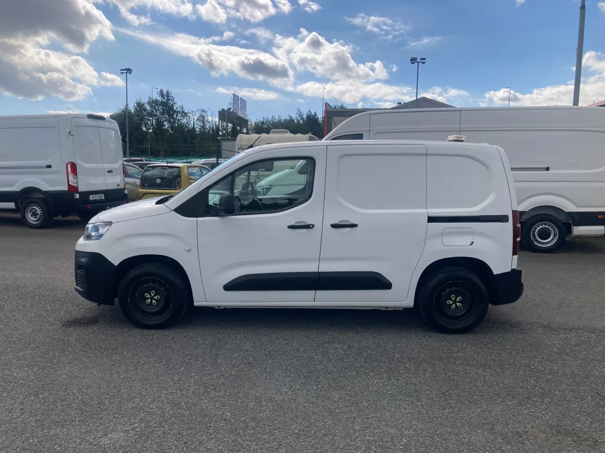 Citroen Berlingo 2021 - Image 4