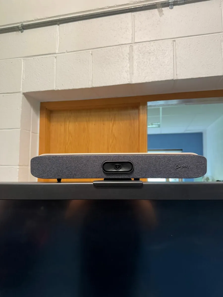 Touch Screen monitor stand and teams poly camera - Image 1