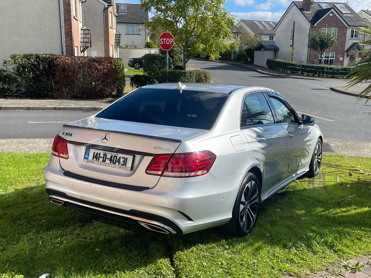 E300 2014 AMG - Image 3