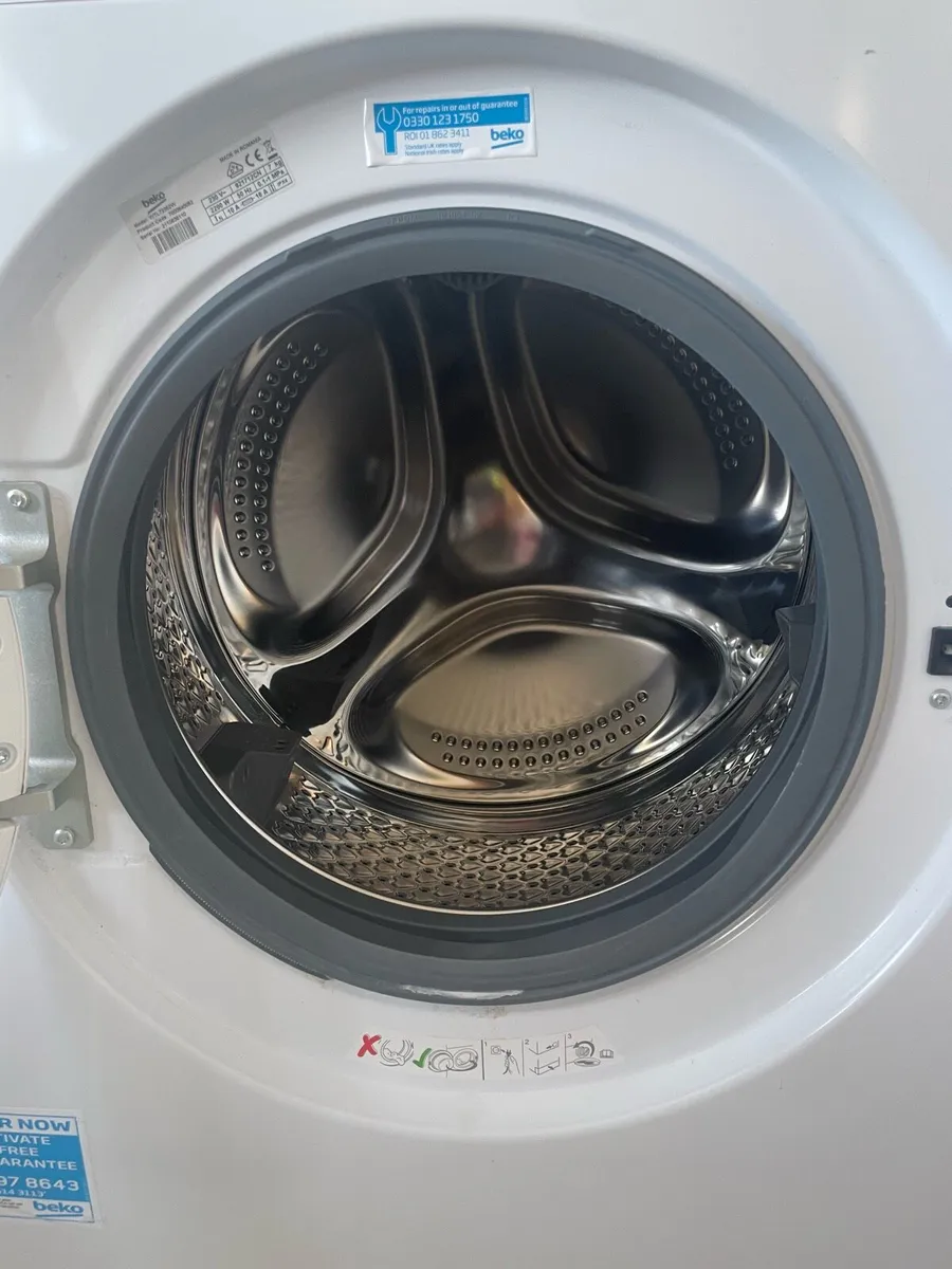 Washing machine - Image 1