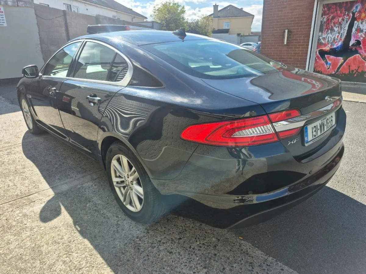 Jaguar XF 2.2 - Image 3