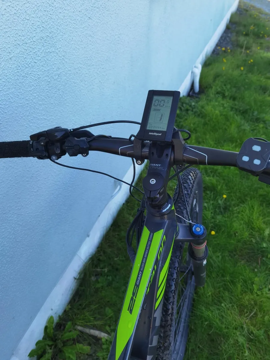 Giant Electric bike - Image 4