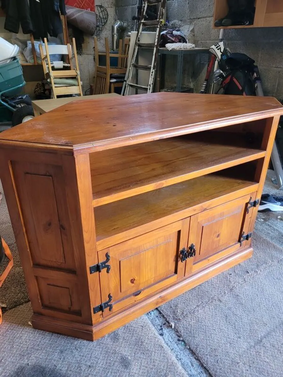 Corner TV Unit - Image 2