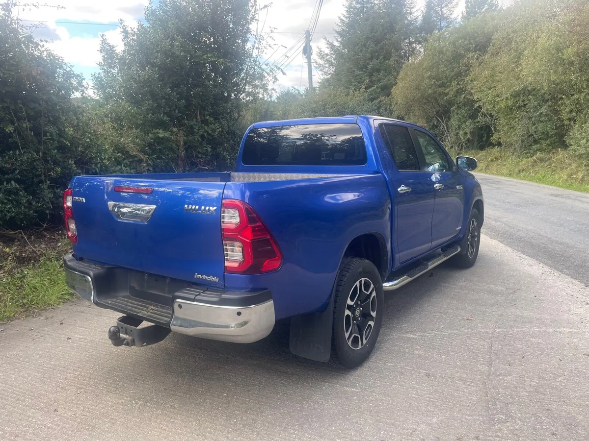 Toyota hilux 2021 - Image 4