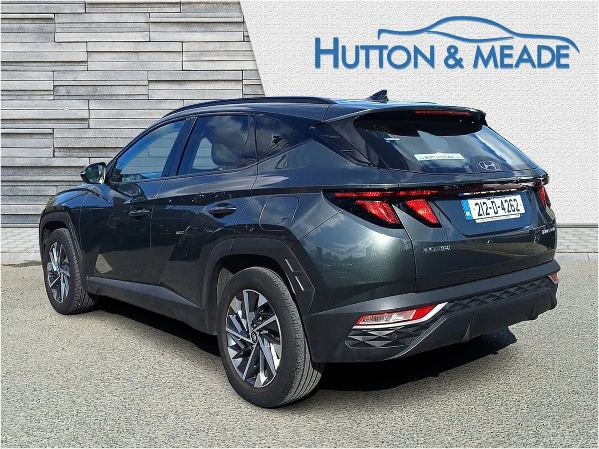 Hyundai Tucson Executive 1.6 Diesel 5dr - Image 3