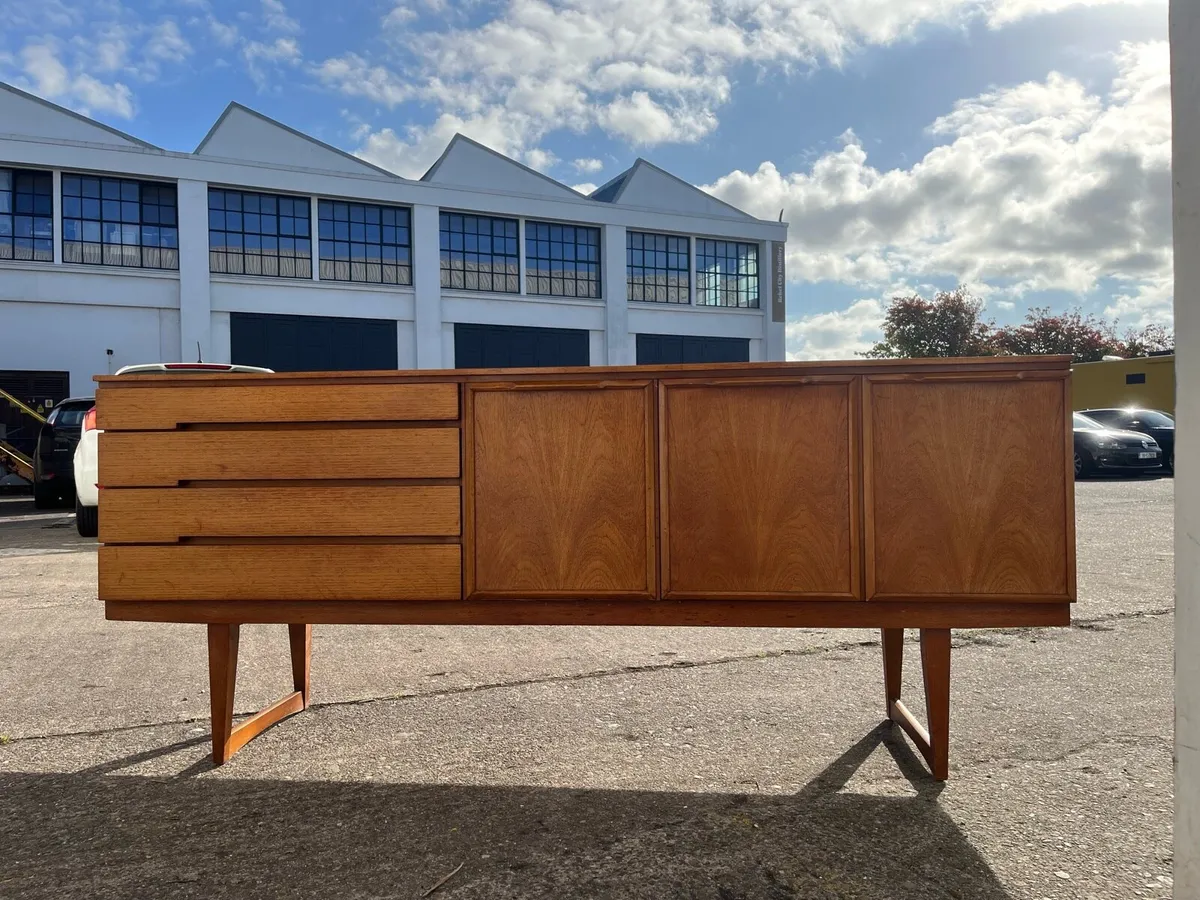 Mid century modern sideboard - Image 1