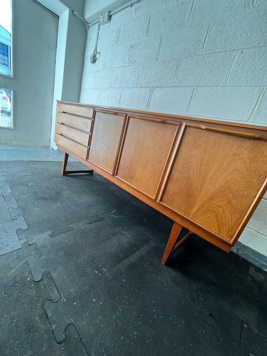 Mid century modern sideboard - Image 2
