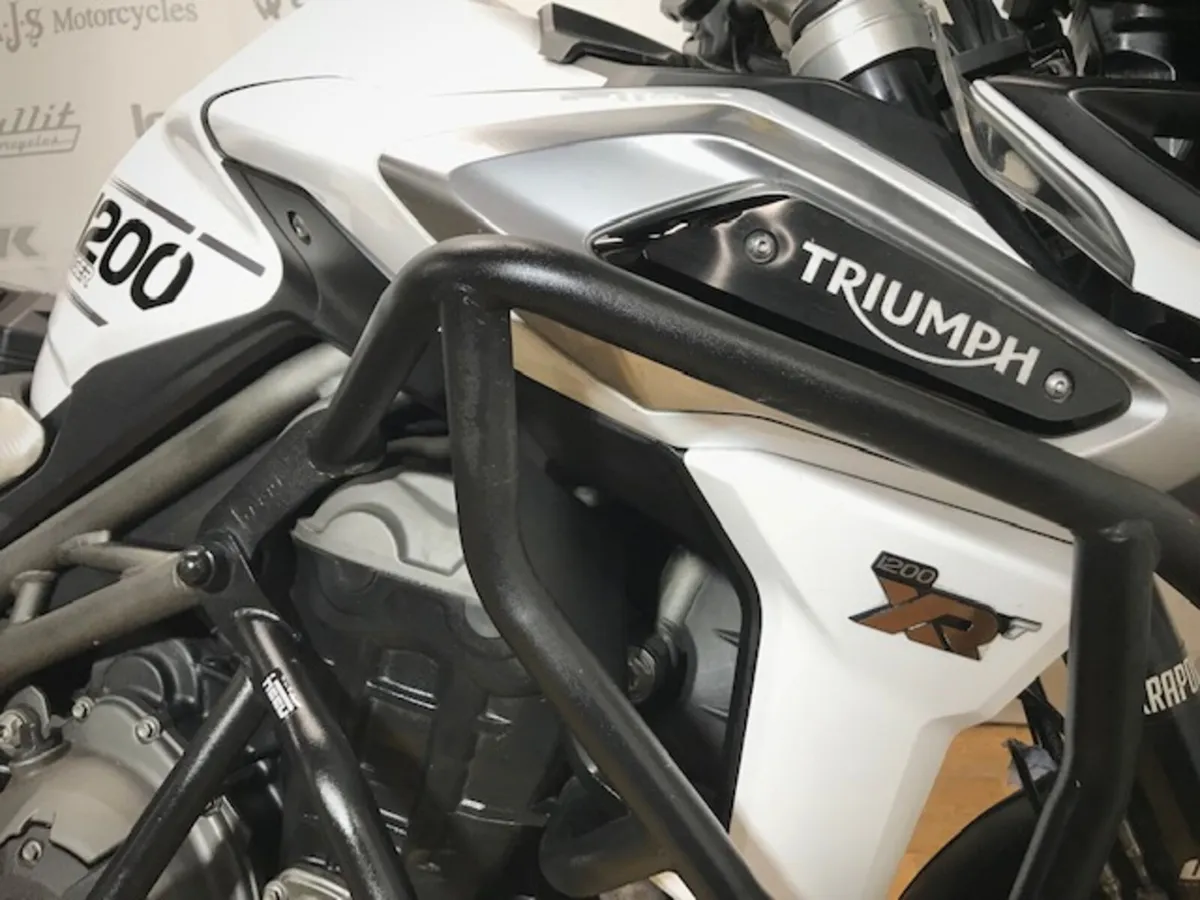 PRE-OWNED Triumph Tiger 1200 XRT 2018 - Image 4