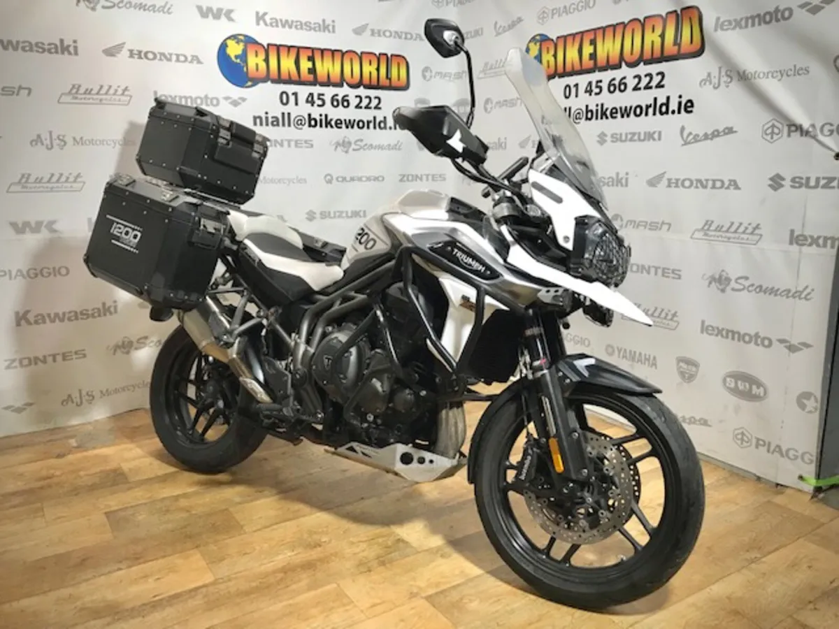 PRE-OWNED Triumph Tiger 1200 XRT 2018 - Image 2