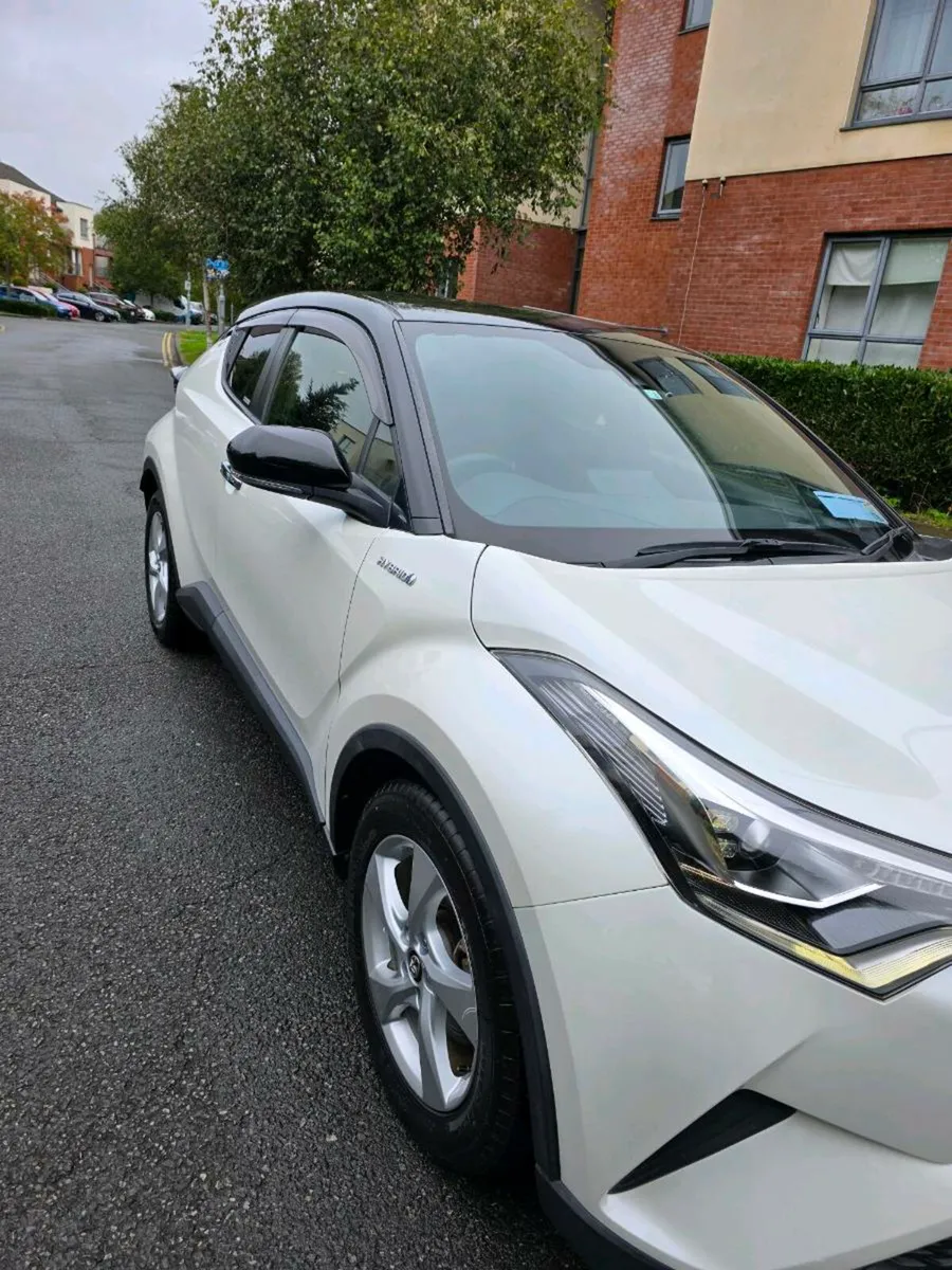 Toyota CHR LED EDITION - Image 3