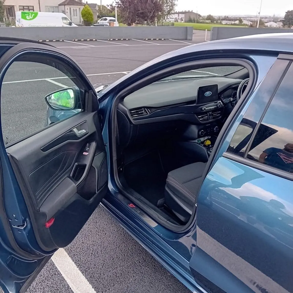2021 Ford Focus - Image 4