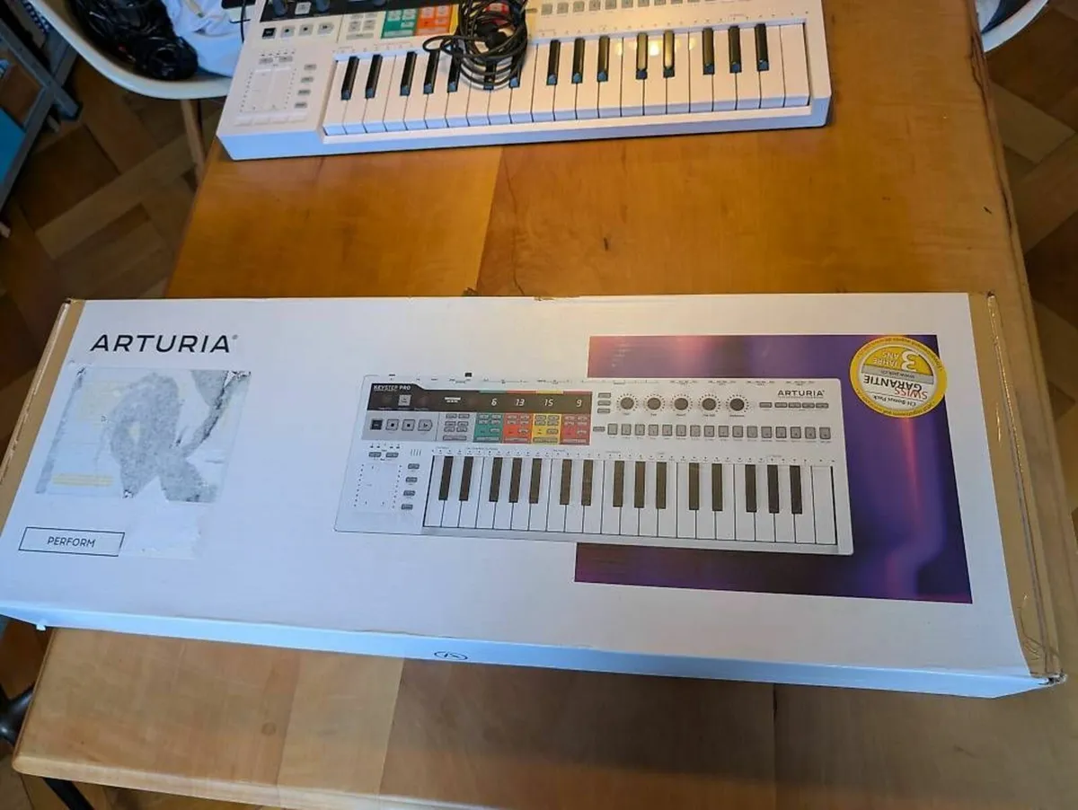 Arturia KeyStep Pro 37 Key MIDI Sequencer Like New - Image 4