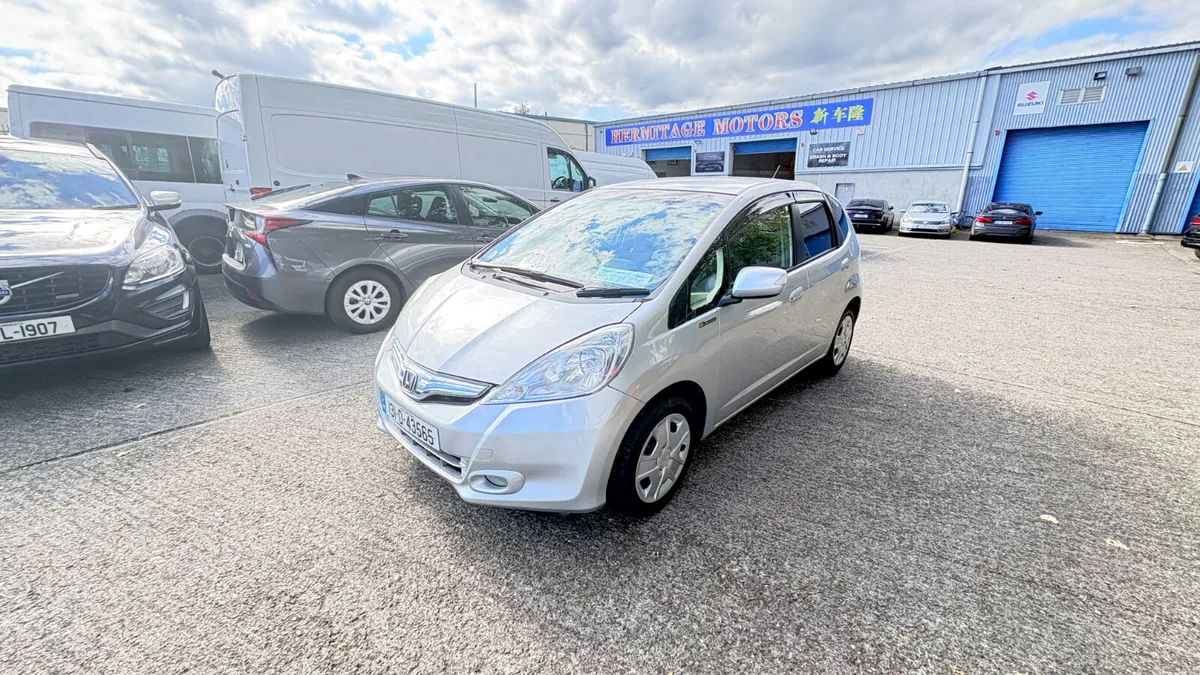 Honda Fit 1.3 Hybrid Auto 2013 - Image 3