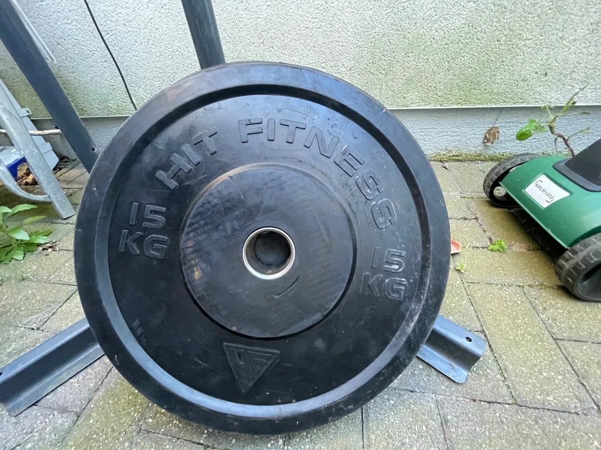 Gym equipment (barbell, adjustable bench, plates) - Image 3