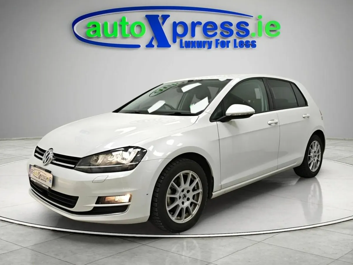 Volkswagen Golf 1.4 TSI Highline, Automatic, Rever - Image 3