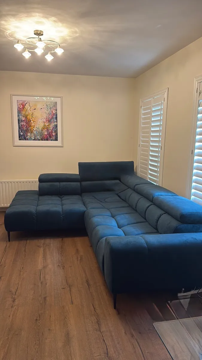 Couch / Chaise Sofa - Image 2