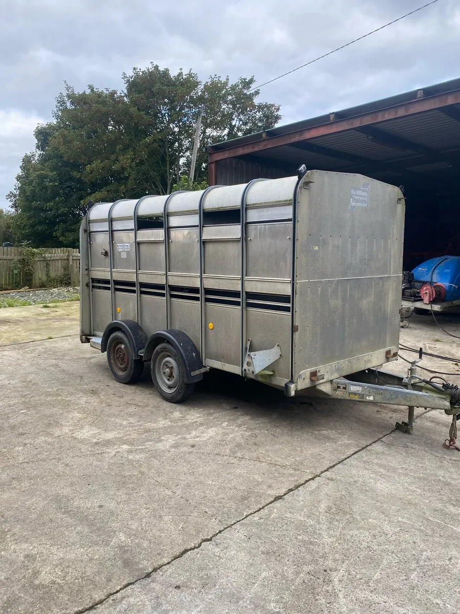 Cattle trailer - Image 1