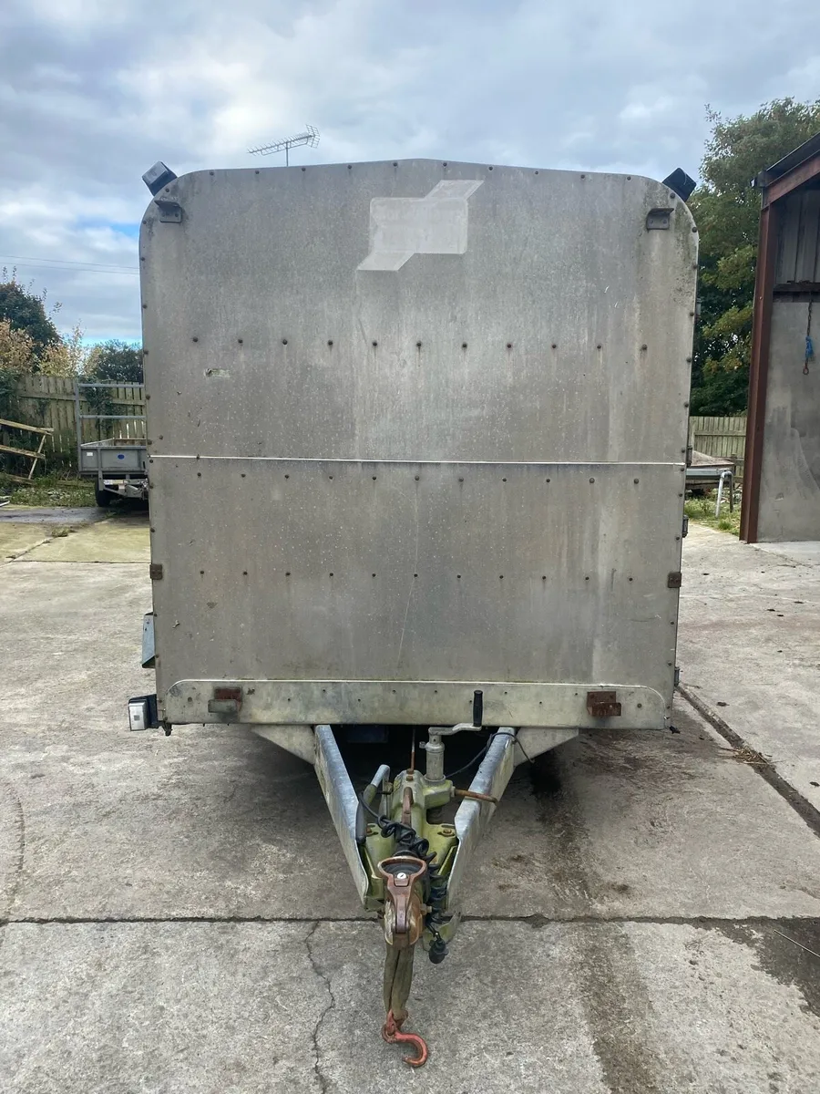 Cattle trailer - Image 4