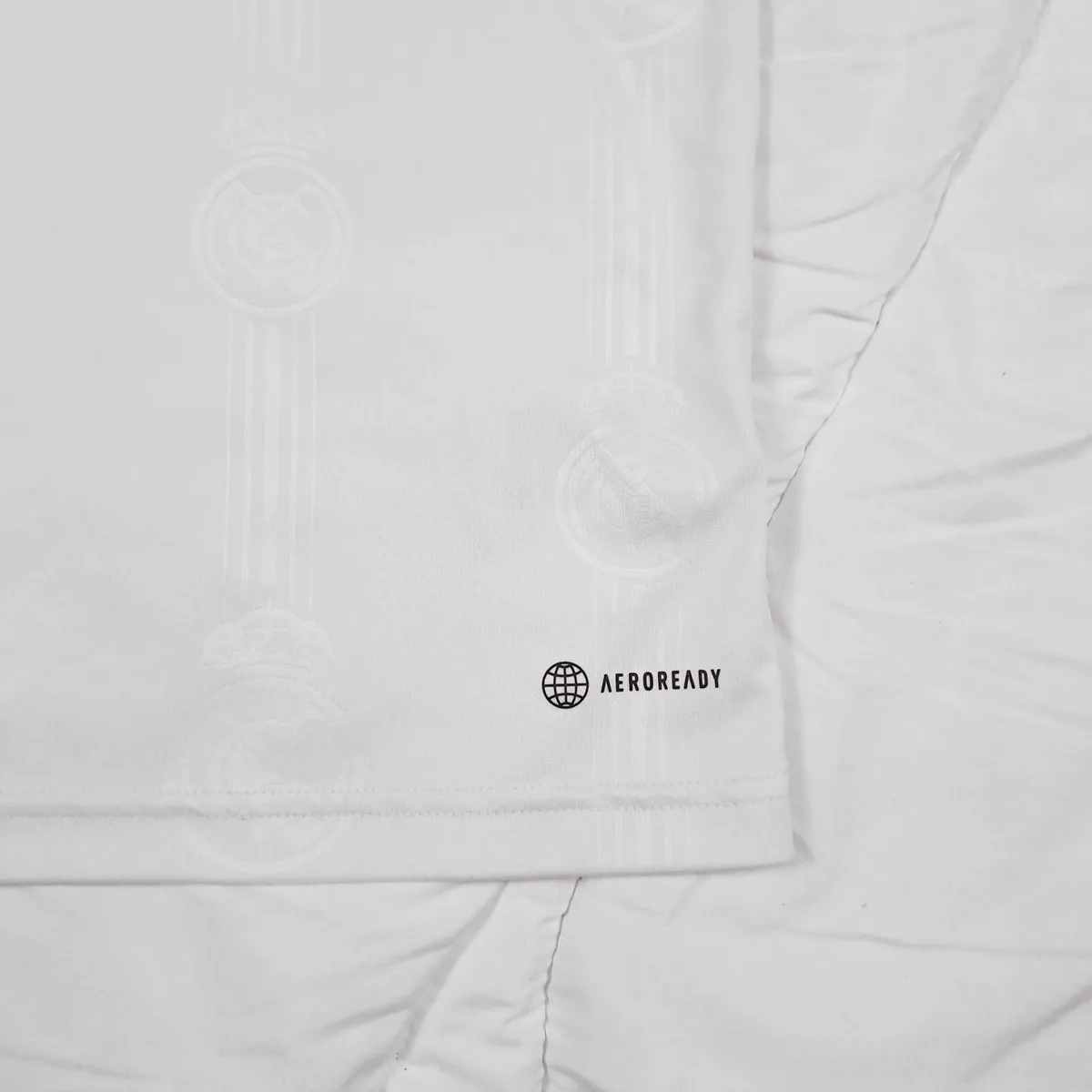 Adidas Real Madrid 22 23 Home Football Shirt L - Image 4