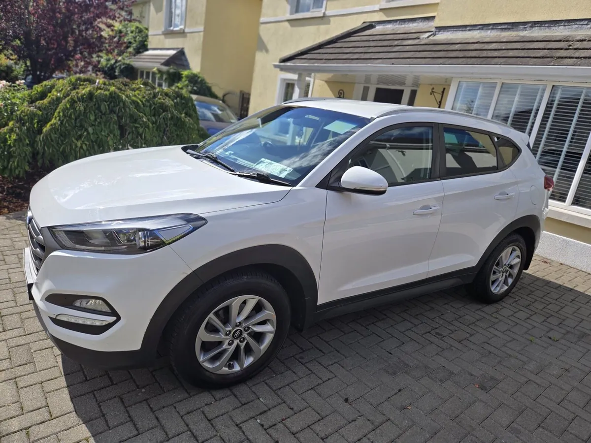Car - Image 1