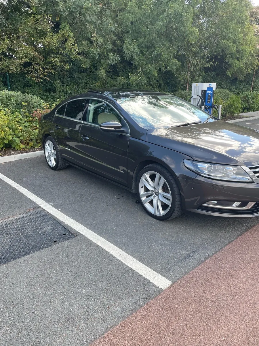 Volkswagen Passat CC - Image 1