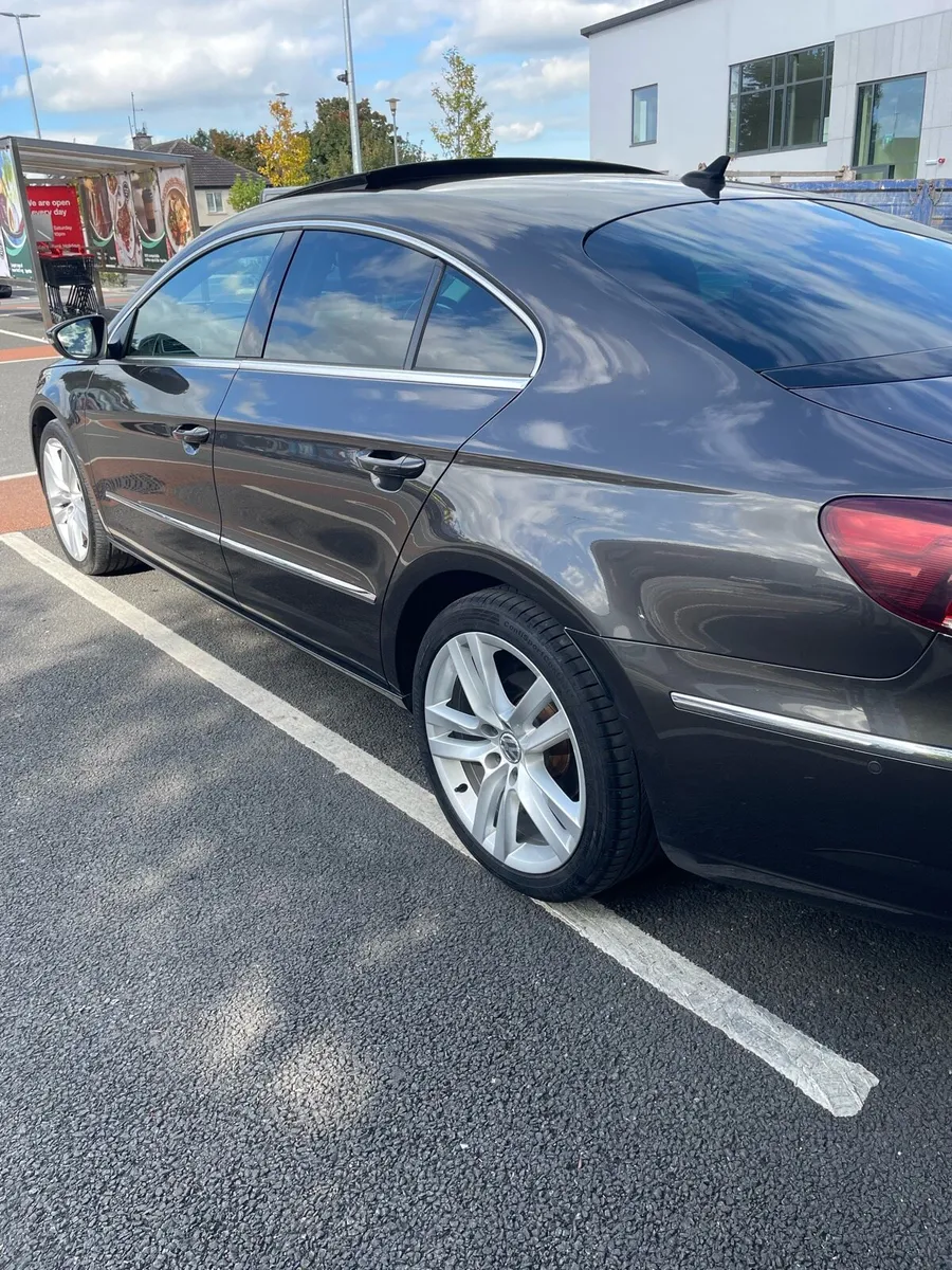 Volkswagen Passat CC - Image 3