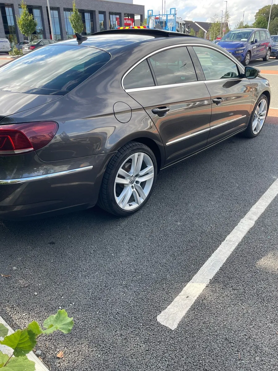 Volkswagen Passat CC - Image 4