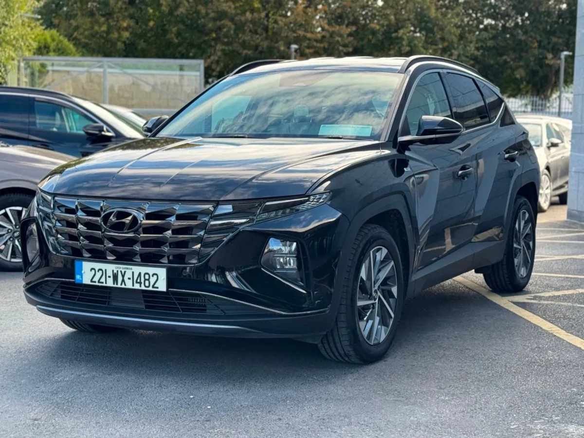 Hyundai Tucson 2WD Ecectuive Plus Diesel Automatic - Image 1