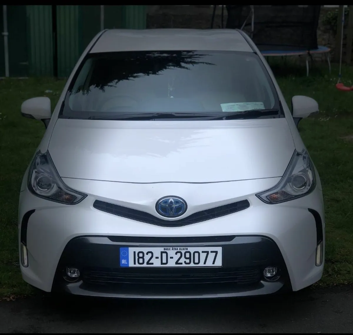 Toyota Prius 2018 - Image 1