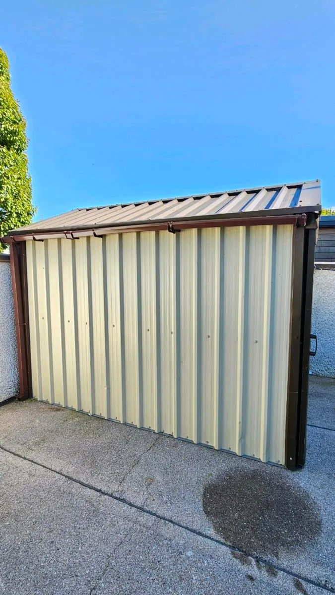 Shed for sale - Image 2
