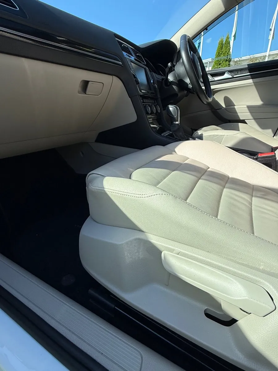 Car - Image 2
