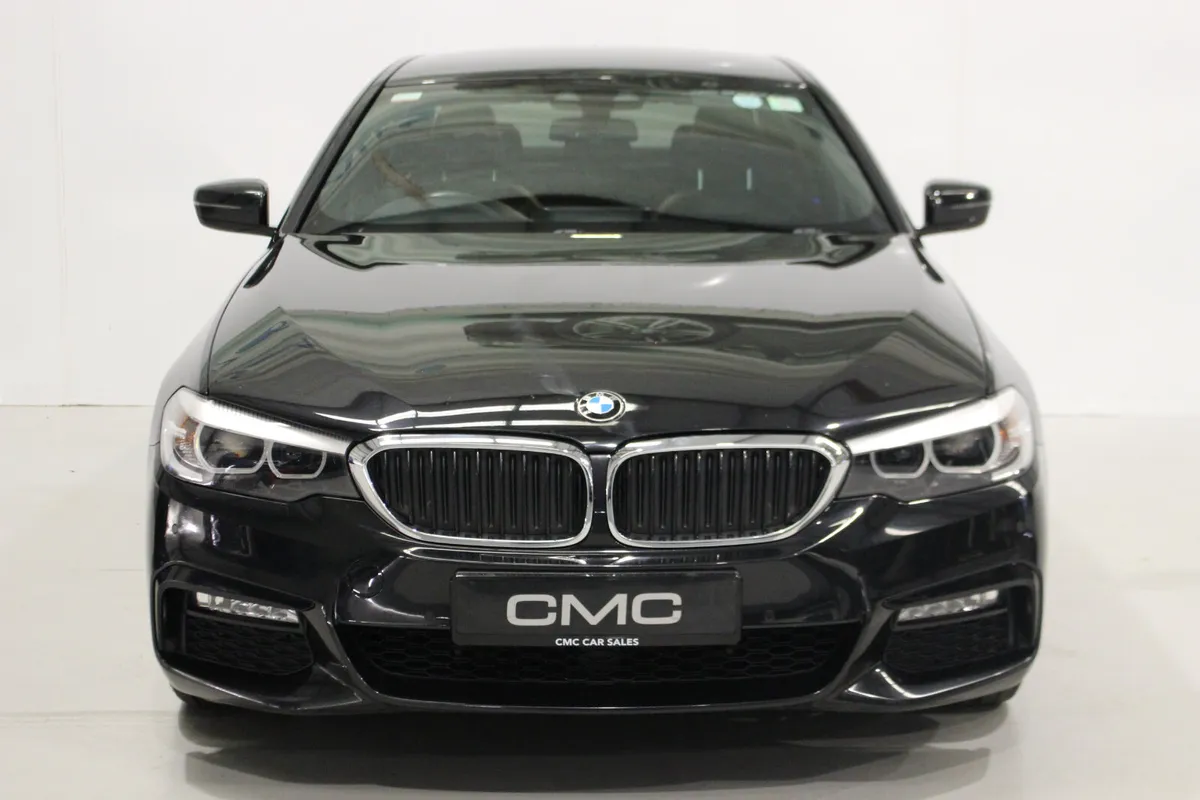 BMW 5-Series 2017 520d MSPORT - Image 2