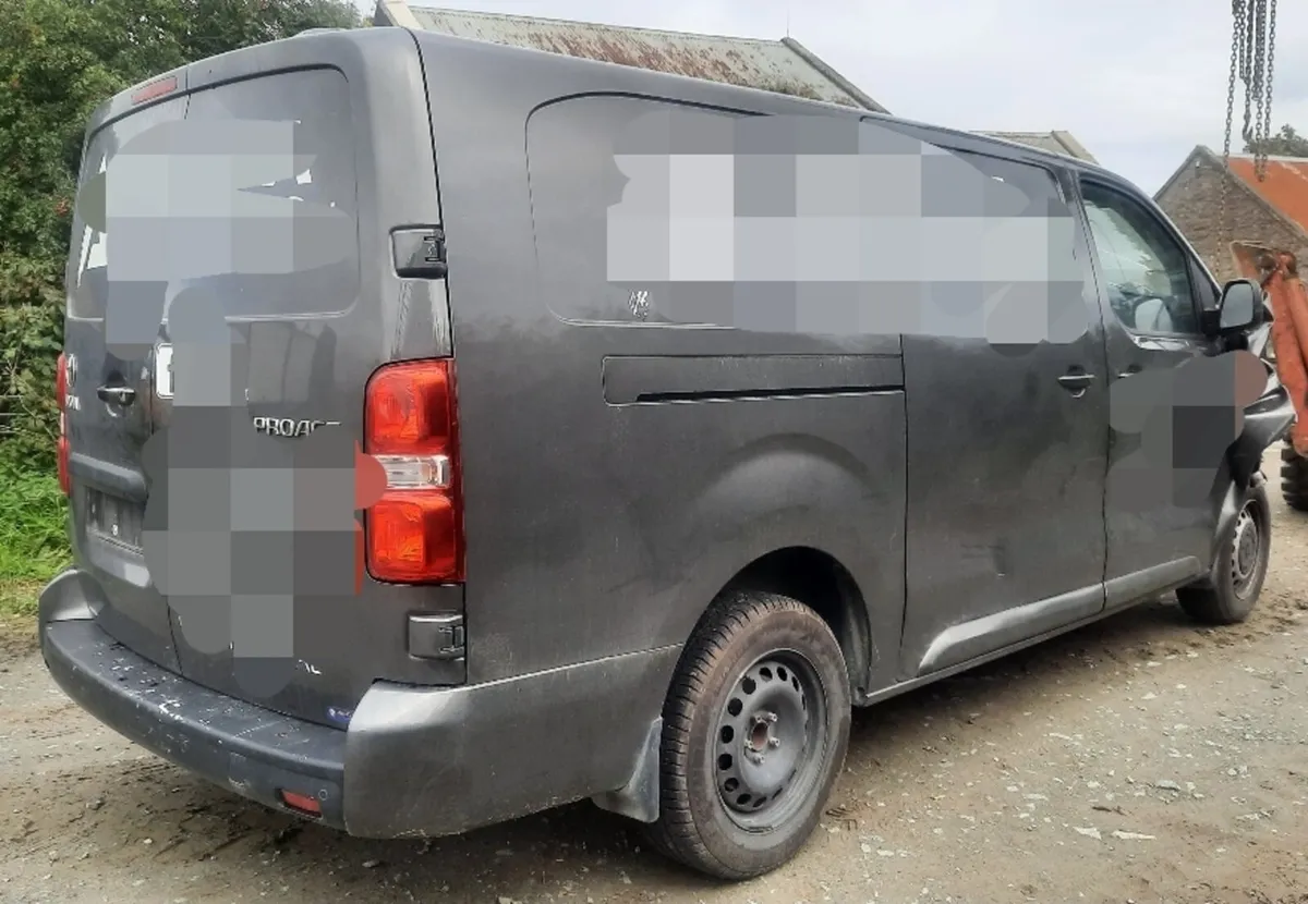 2023 Toyota Proace For Dismantling - Image 2