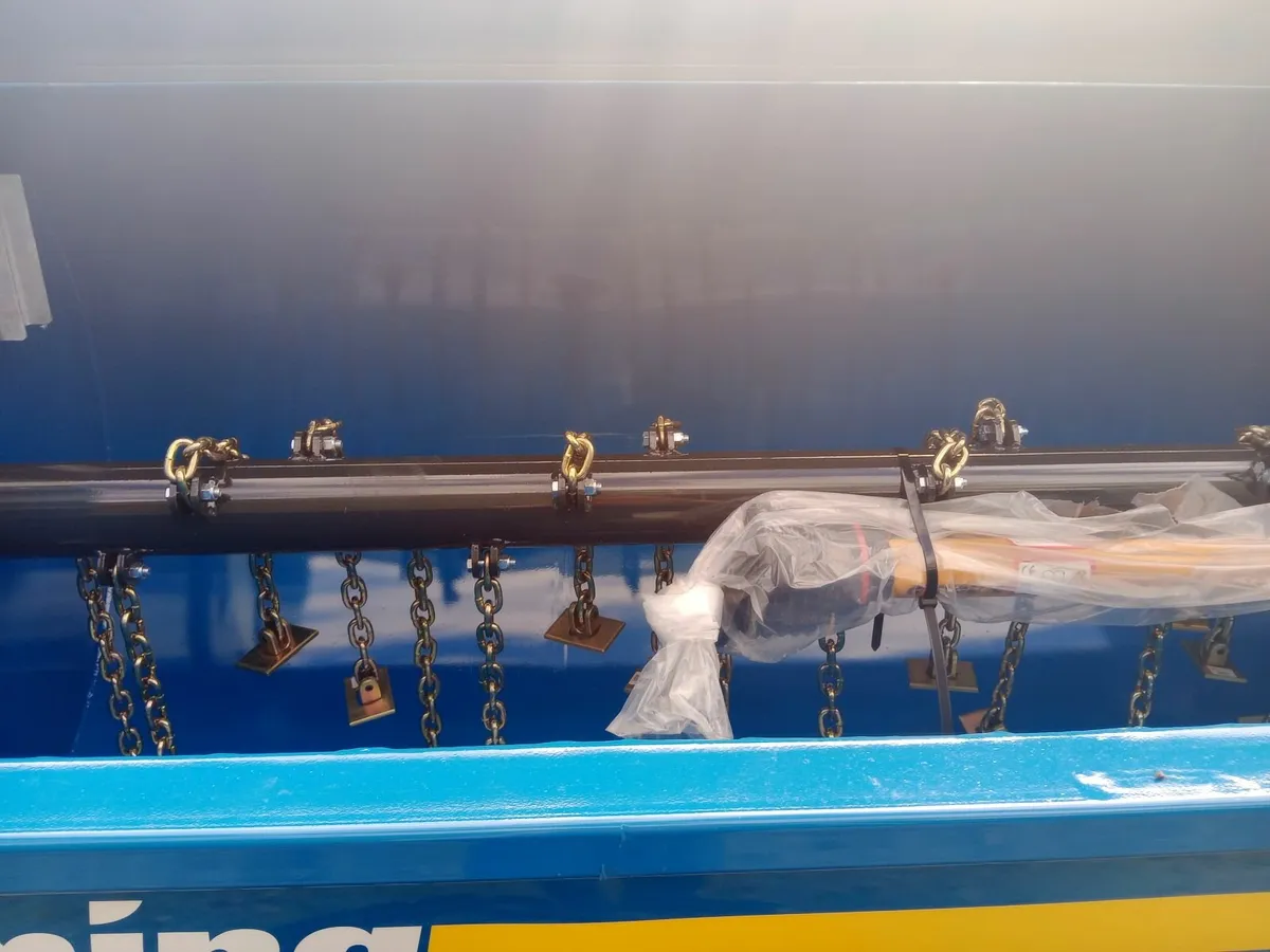 Dung  Spreader - Image 4