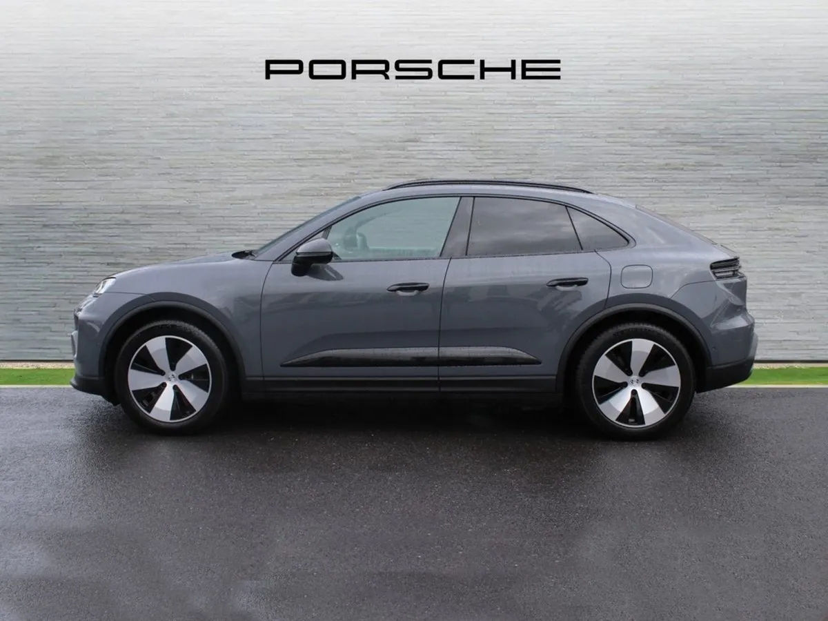 Porsche Macan Electric - Image 3