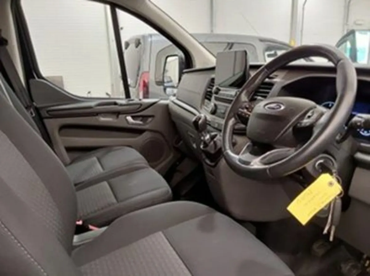 Ford Transit Custom Hi-Roof - Image 3