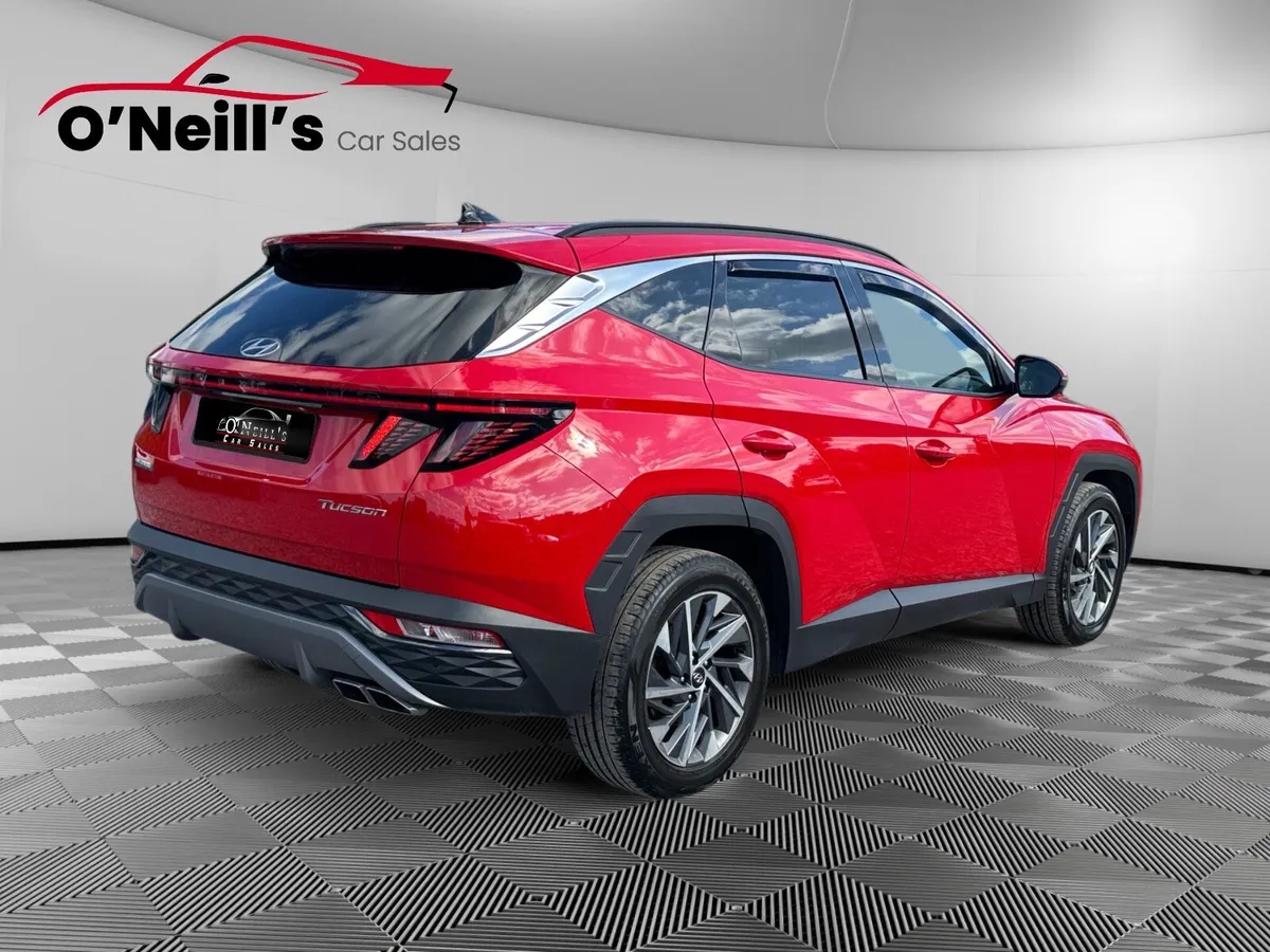 Hyundai Tucson 2022 EXECUTIVE PLUS DIESEL 5 5DR - Image 3