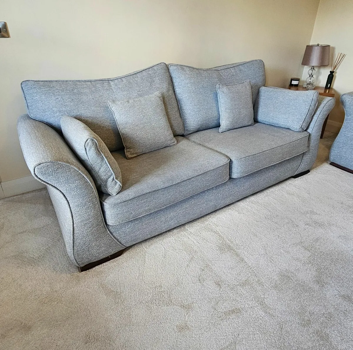 Serenity 4 seater + 2 seater sofas - Image 4