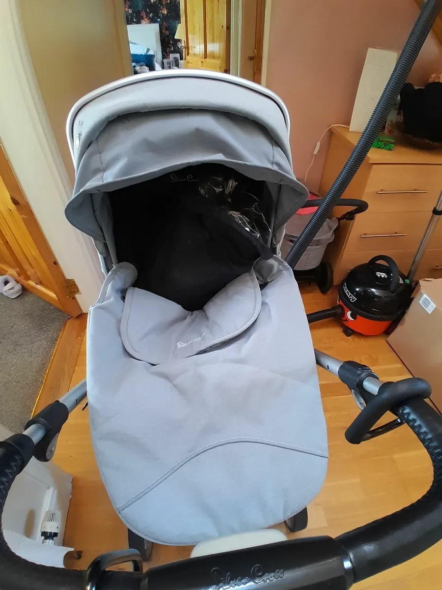 Baby pram - Image 1