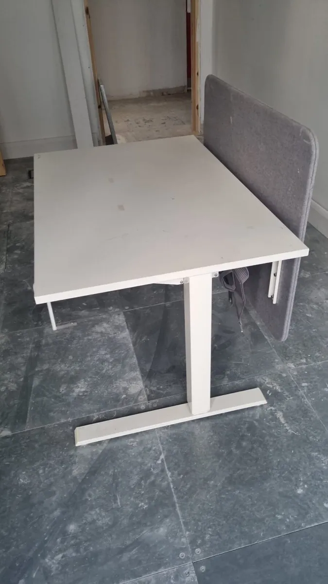 Desk - Image 2