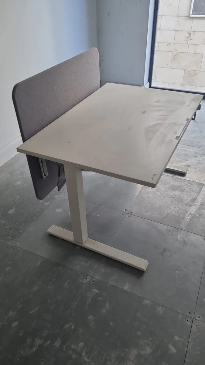 Desk - Image 3