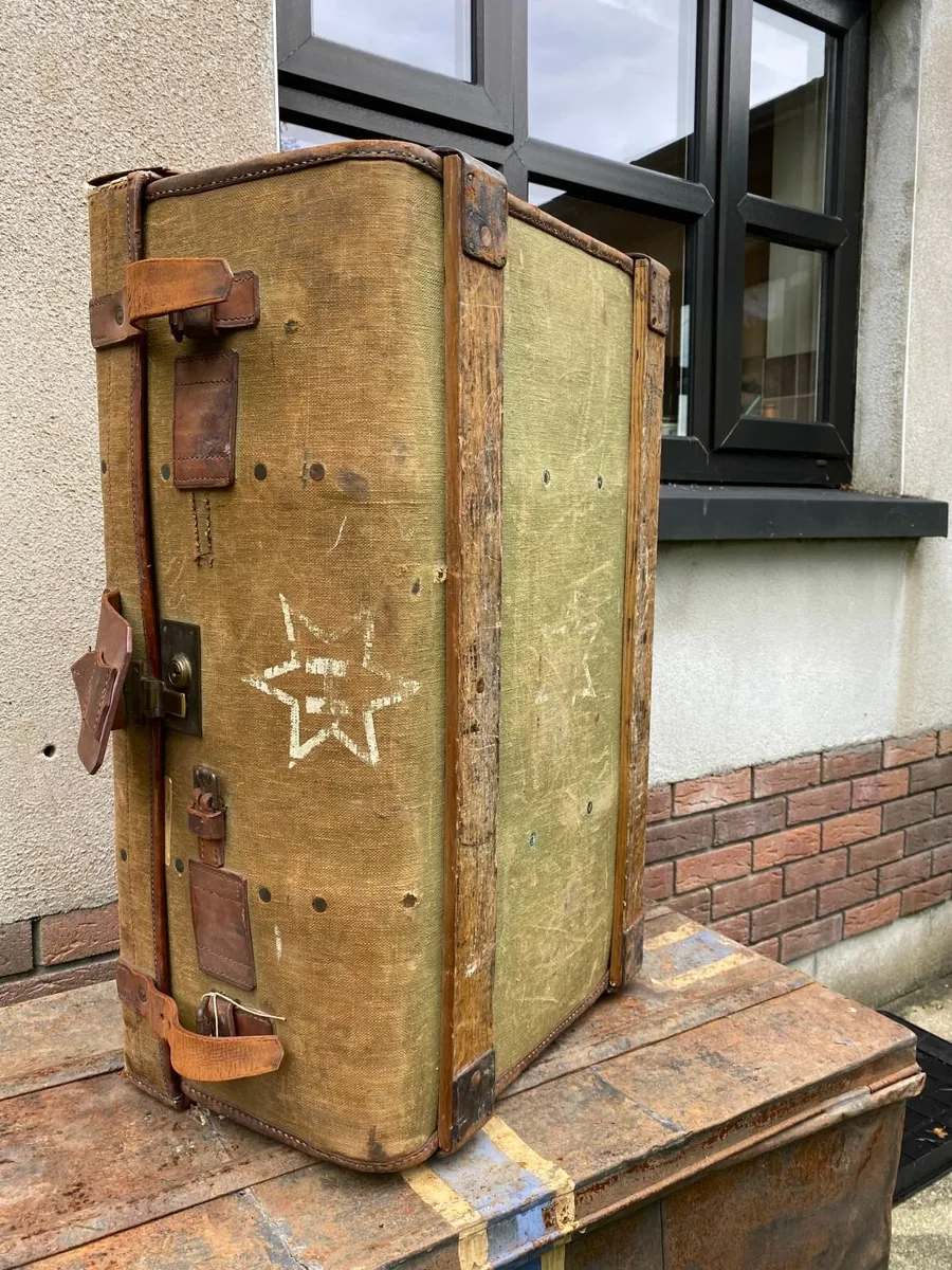 WW2 canvas covered steamer Trunk *DELIVERY AVAIL - Image 1