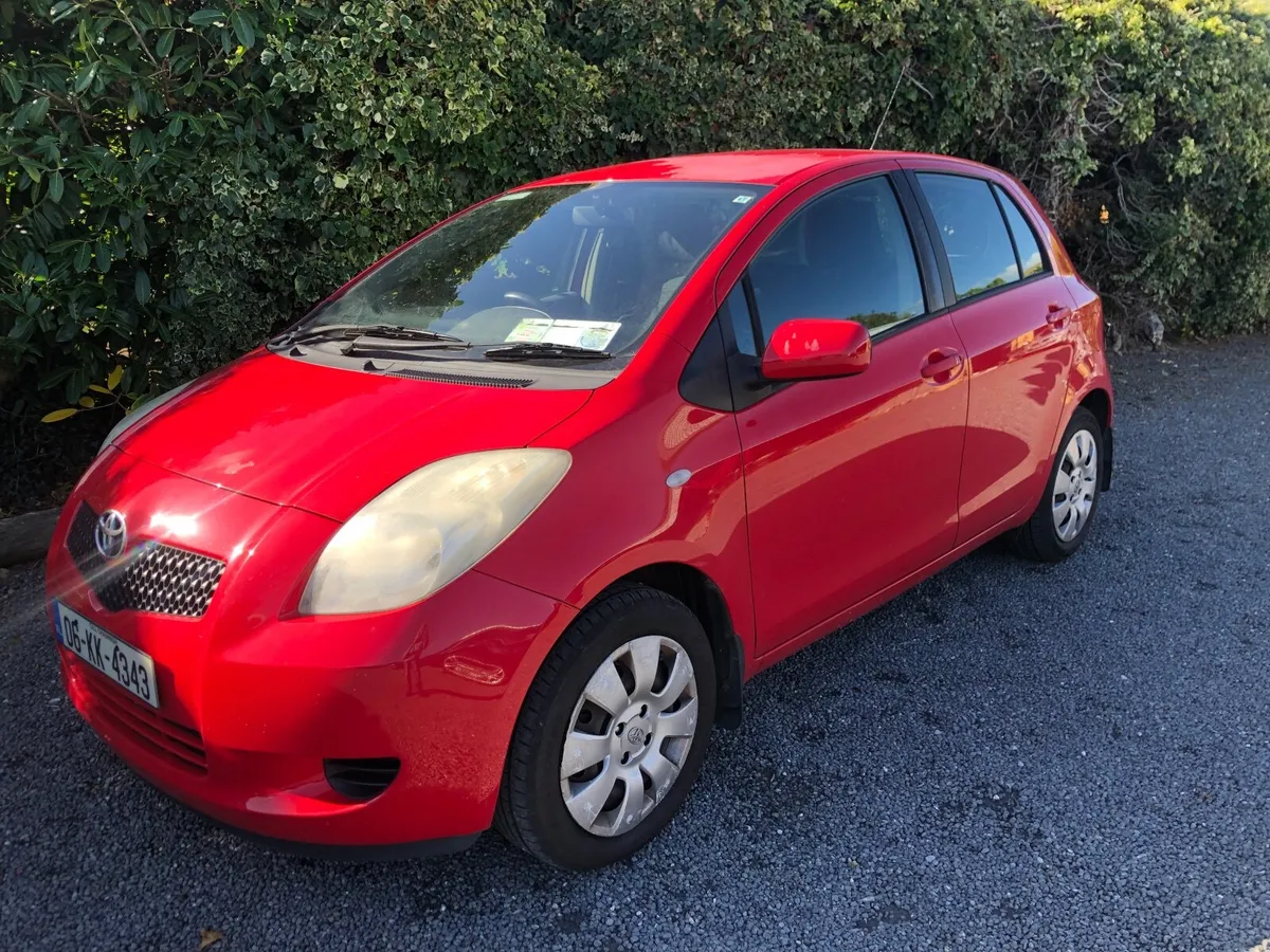 Toyota Yaris 2006 - Image 4