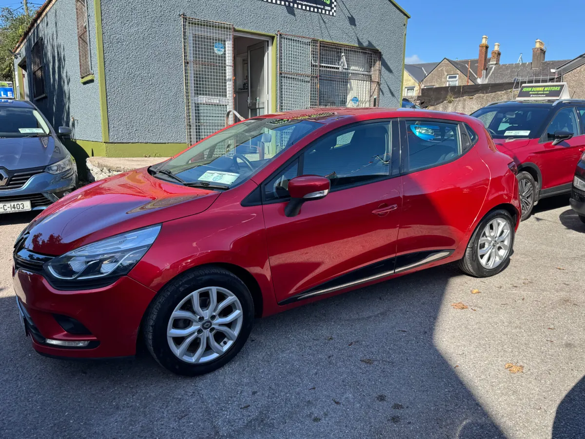 Renault Clio Ideal starter car - Image 2