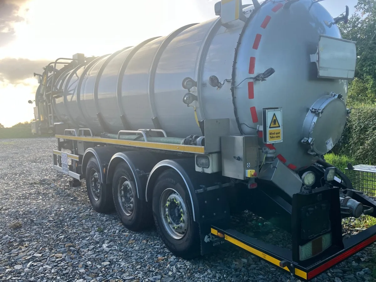 Whale vac tanker - Image 3