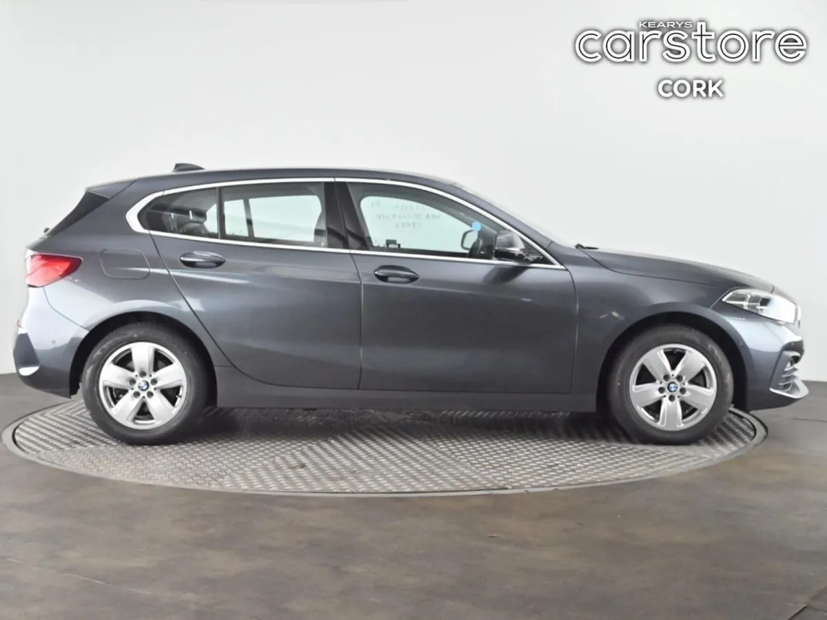 BMW 1 Series 1.5 Auto - Image 3