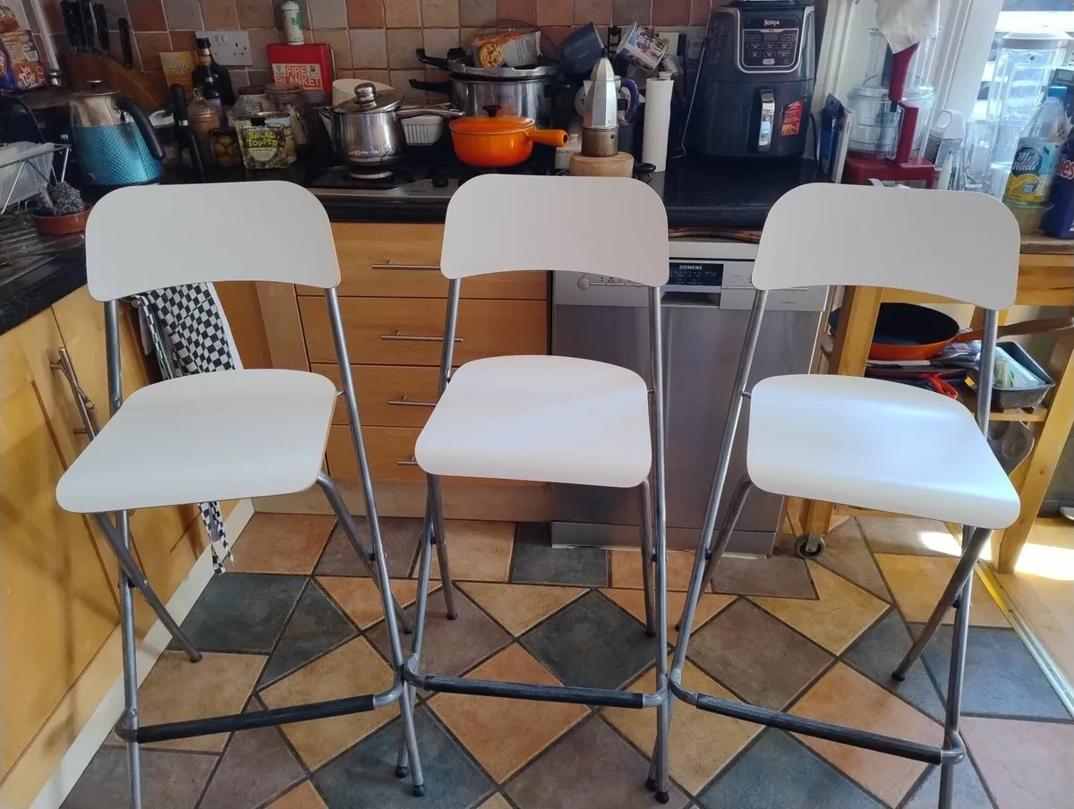 3 x counter/bar stools - Image 1